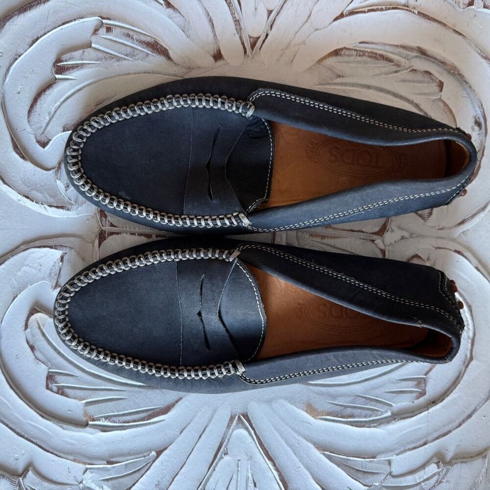 Tod's Men’s Gommino Navy Blue Suede Driving Shoes Sz 6.5 fit women’s 9.5